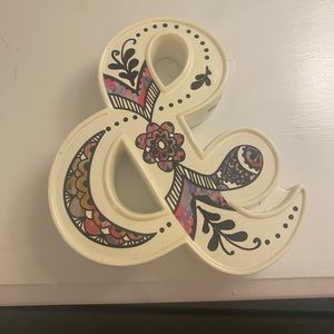 Decorative Ceramic & Sign Accent